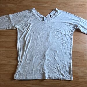 CAbi Light V-Neck Long Sleeve Tee